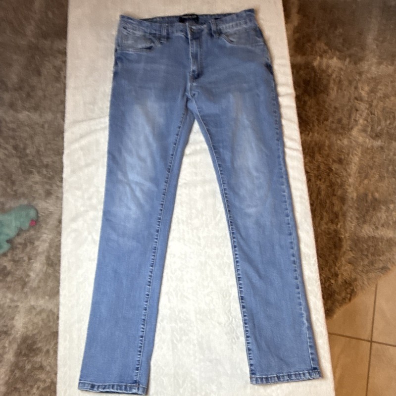 Kenneth Cole Men’s Slim Fit Straight Blue Medium Wash Denim Jeans Cotton