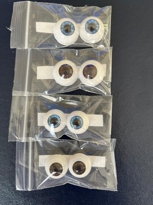 AUSVERKAUF 2 Paar 20 mm, 2 Paar 18 mm realistische Acrylaugen