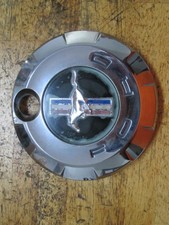 2005 - 2009 Ford Mustang Rear Trunk Emblem Oem 2005 - 2009 Ford Mustang Rear Trunk Emblem Oem