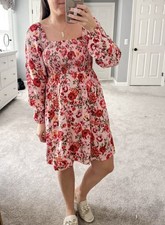 Old Navy Women’s Pink Floral Smocked long sleeve dress size Small