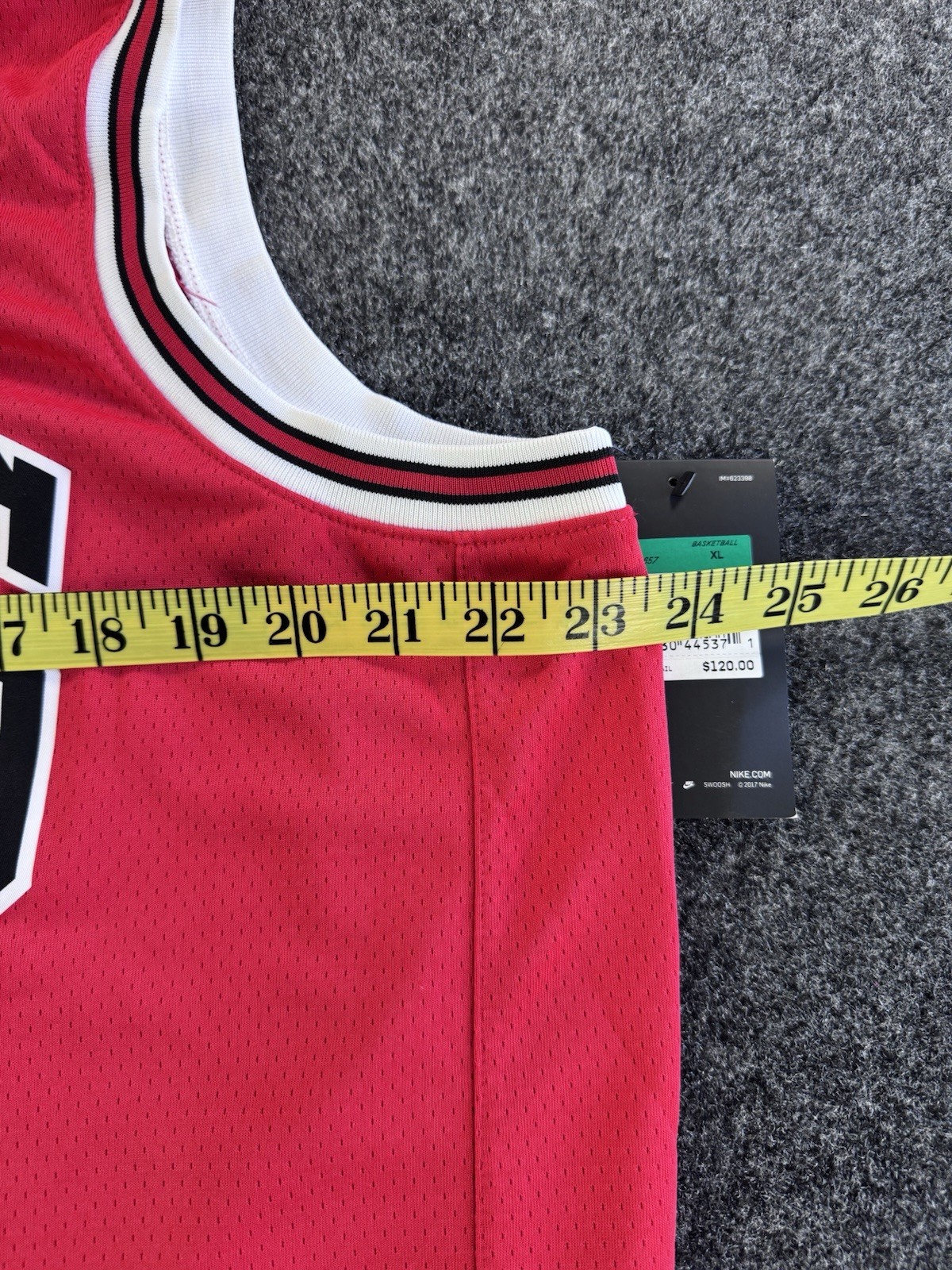 Nike Chicago Bulls Michael Jordan #23 Jersey Mens XL Red NWT Dri-Fit NBA thumbnail 6