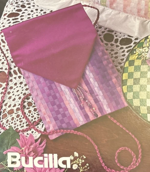 Vtg Rare Bucilla Silk Ribbon Embroidery SILK WEAVING & EMBROIDERY 1996 bK - Image 2 of 4