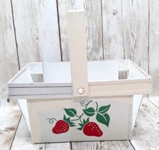 FTD Florist Vintage Metal Strawberry Basket 5.5"X5.5"X2.5"
