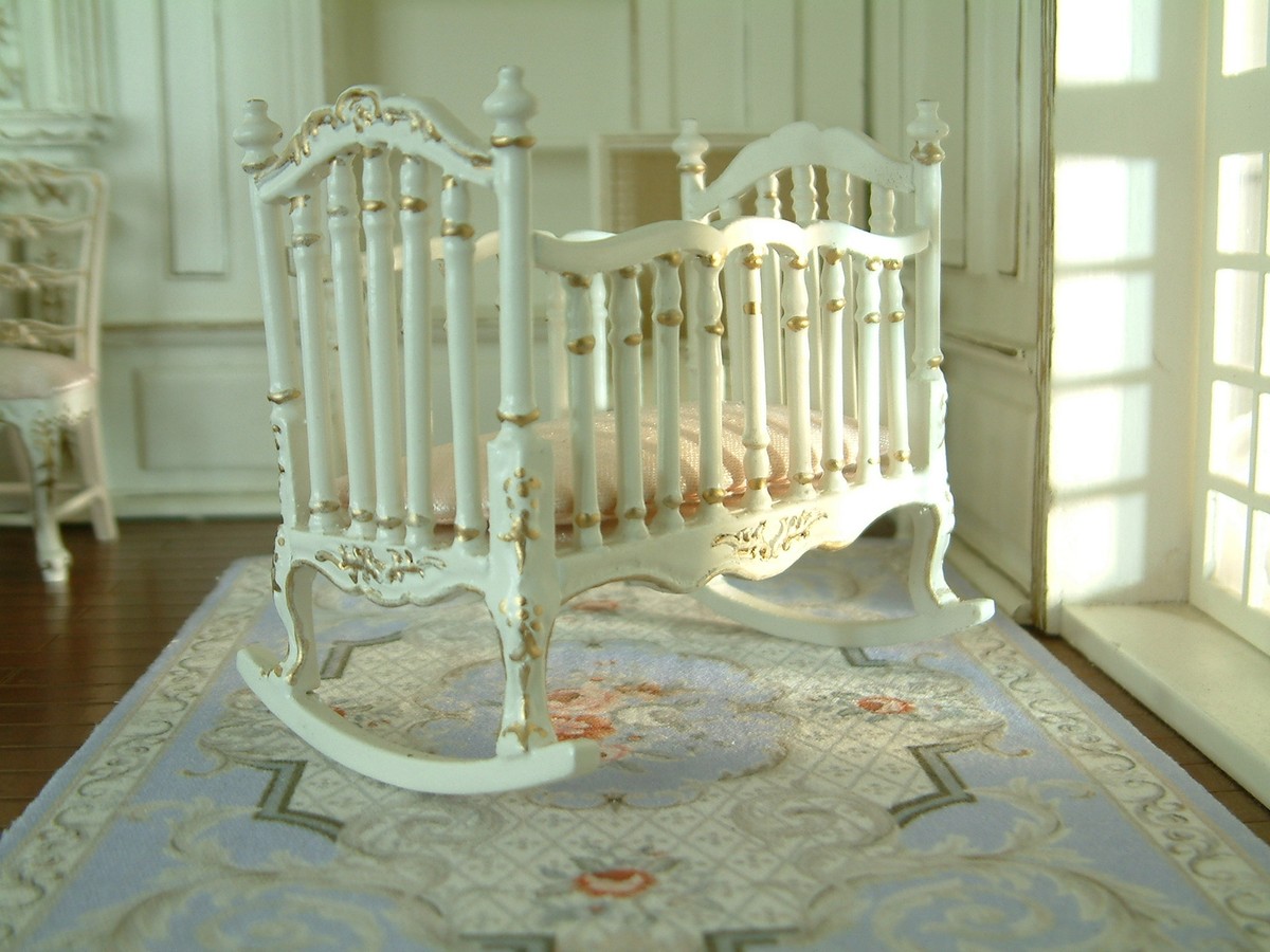 Elegant Gold White Luxury Hand Crafted Victorian Baby Cradle