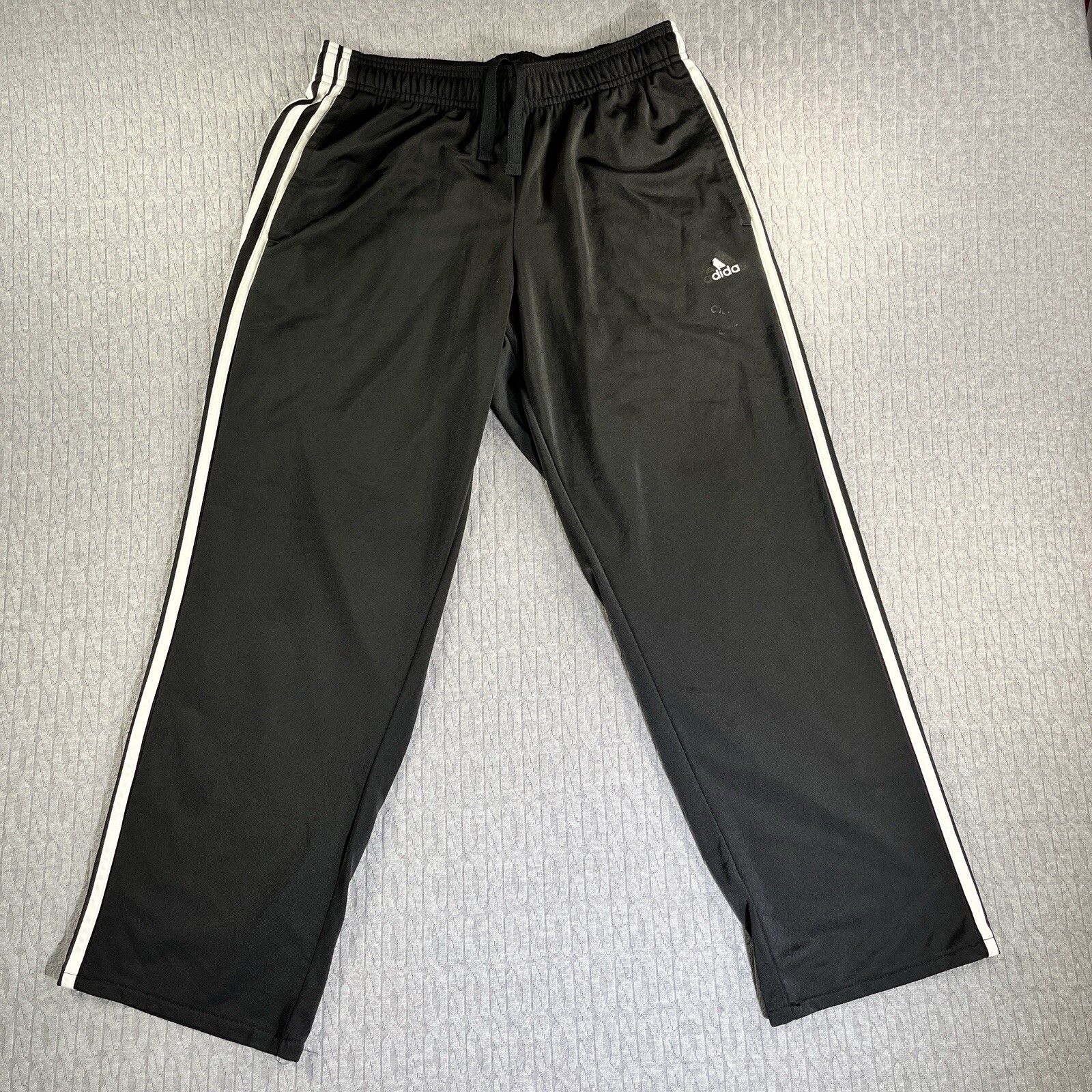 Adidas Unisex Classic Black Athletic Drawstring Sweatpants for Workouts