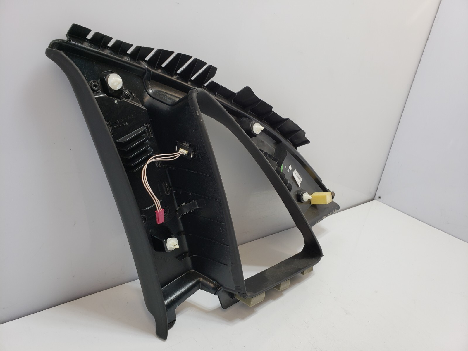 ✅ 10-14 OEM Rolls-Royce Ghost RR4 Rear Left Driver C Pillar Trim Black