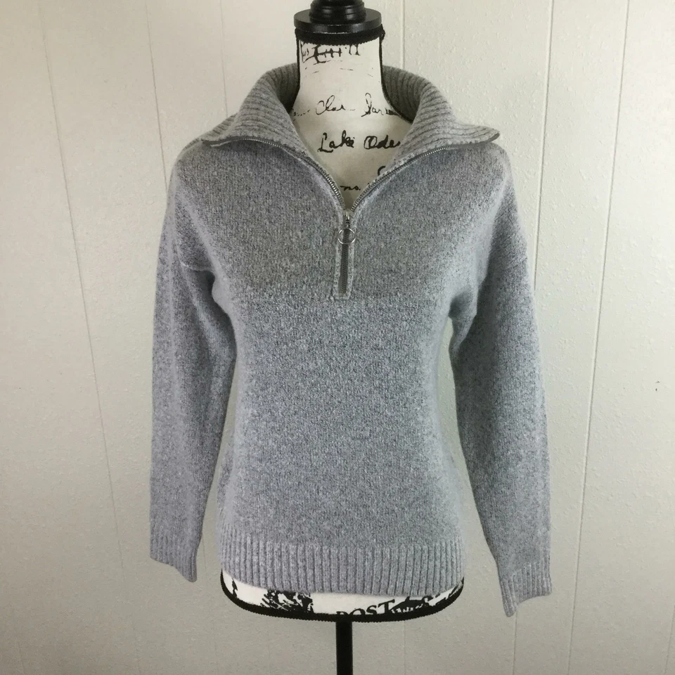 LOVE by DESIGN 1/4 Zip Mock Neck Gray Pullover Knit Sweater Women's Size Medium - Image 2 of 4