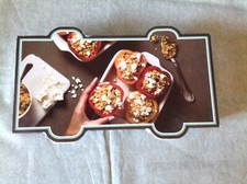 Lot  2 PLATS à  FOUR CARRÉS "MASTER CHEF THE TV SÉRIES" 19,5 x 16 cm - NEUF 