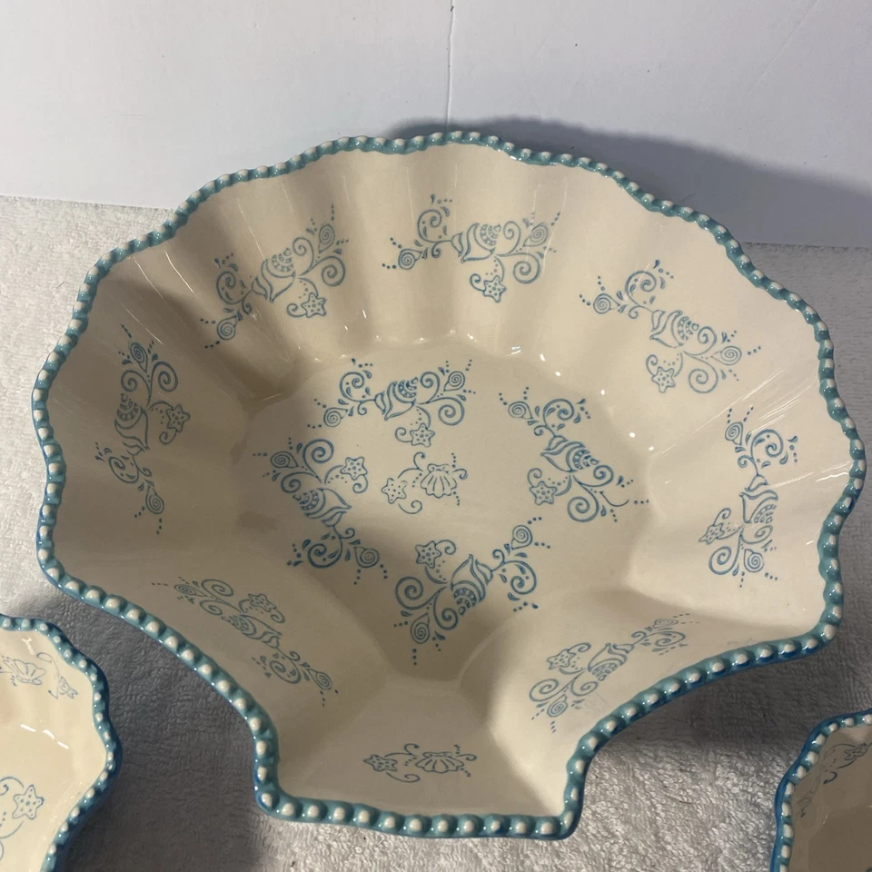 Juego de 3 cuencos Temptations Chip Dip encaje floral verano con forma de conchazón marino Foto 2 de 4