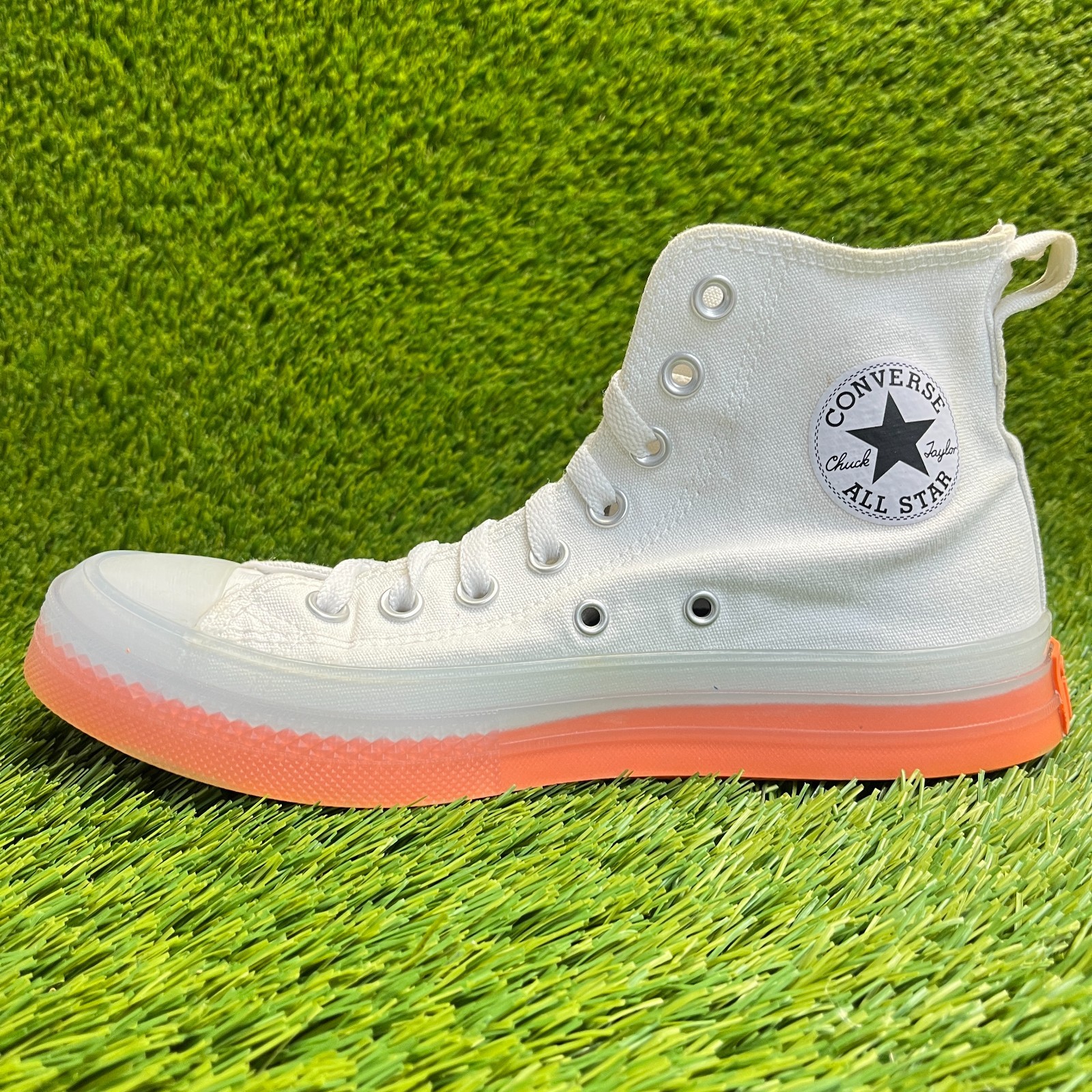 Converse Chuck Taylor All Star CX Womens Size 8.5 White Athletic Shoes Sneakers thumbnail 2