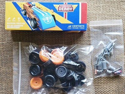 Pinewood Derby Car Kit Model #17006 Boy Scouts Many Extra Tires, Weights, Wheels