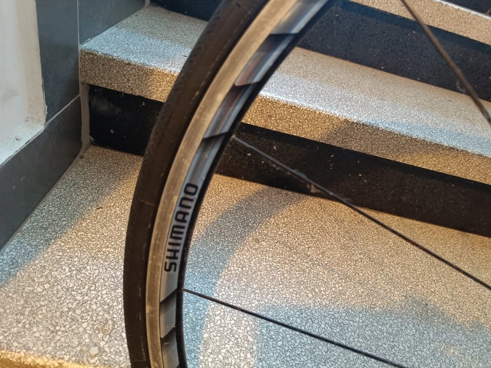 Shimano WH-R550 Rennrad Laufradsatz - Bild 3 von 4