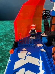 LEGO Space Ice Station Odyssey 6983 * 100% Complete w/ Book & Mini-Figures *1993