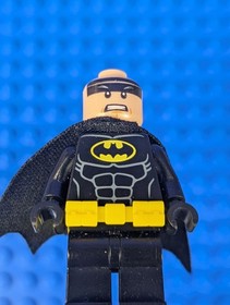 Lego Super Heroes: Batman - Utility Belt, Head Type 2 sh0318 Sets 70904, 70918