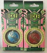 Wicked Elphaba's & Glinda's Shiz University Pin Blue Broche Cosplay SEALED NEW 