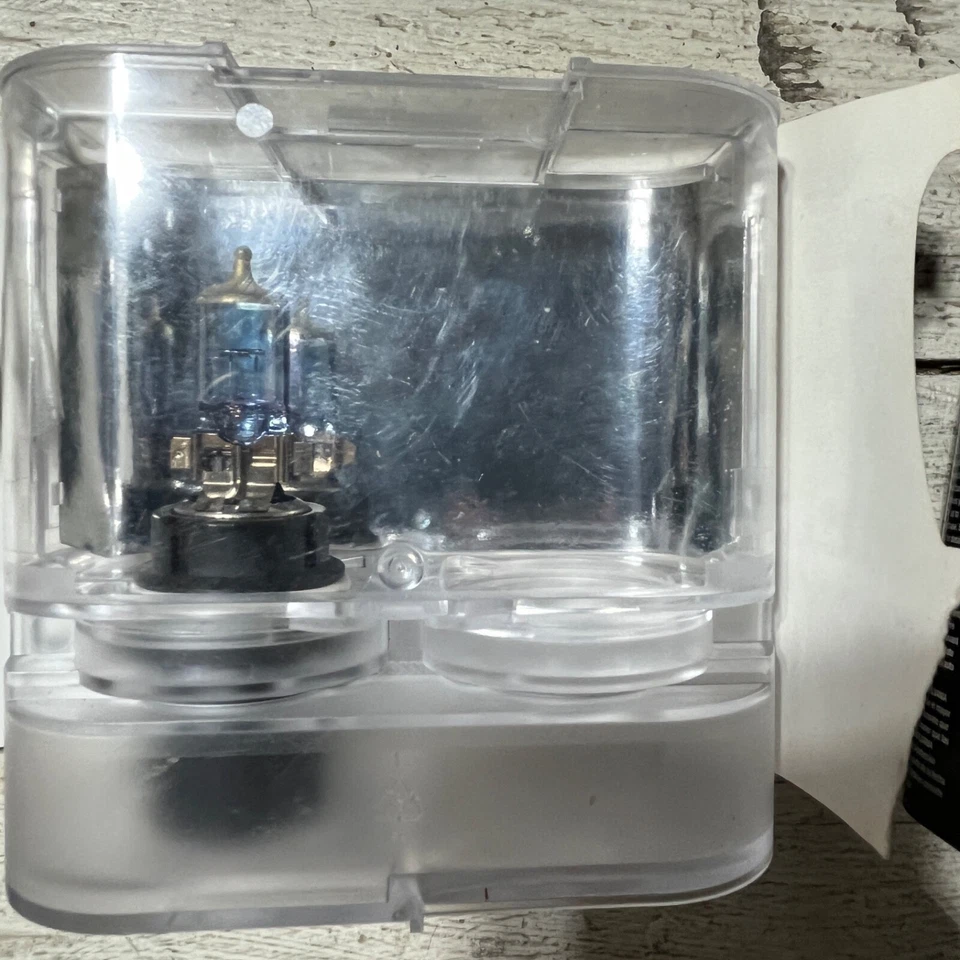 NEW Sylvania Silverstar ZXE 9004 Pair Set Headlight Bulbs Xenon Fueled - Image 2 of 4