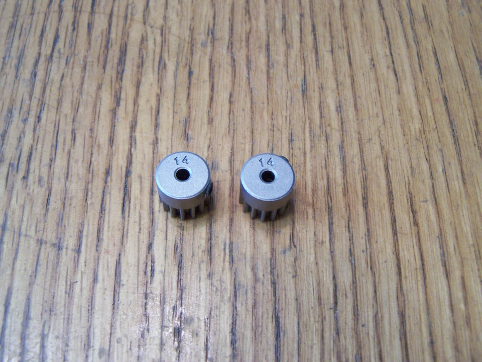 2 Axial 14 Tooth 32-Pitch Pinion Gear 14T 32P SMT10 Grave Digger SCX10 Capra 4WS - Image 2 of 2