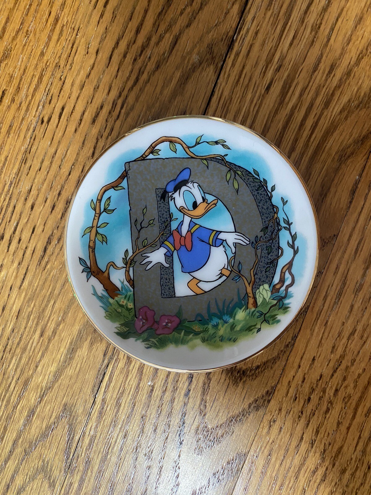 Disney’s Alphabet Collector’s Plates Mini Gold Rimmed 3.25” Letter D