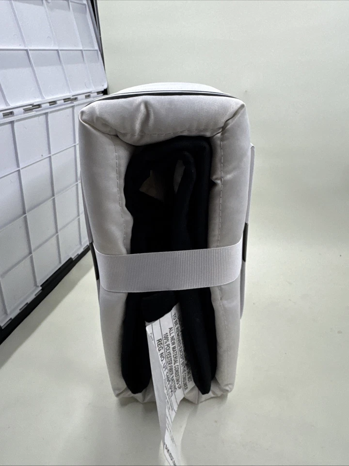 Room Essentials - Funda de almohada estándar satinada Foto 3 de 3