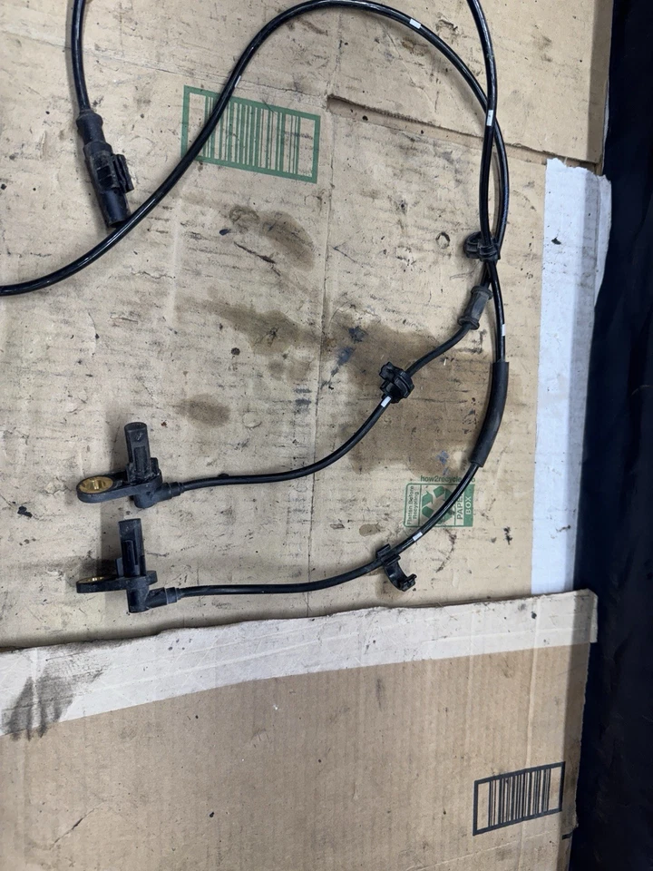 13-18 KAWASAKI NINJA ZX6R FRONT Rear BRAKE ABS SENSOR - Image 4 of 4