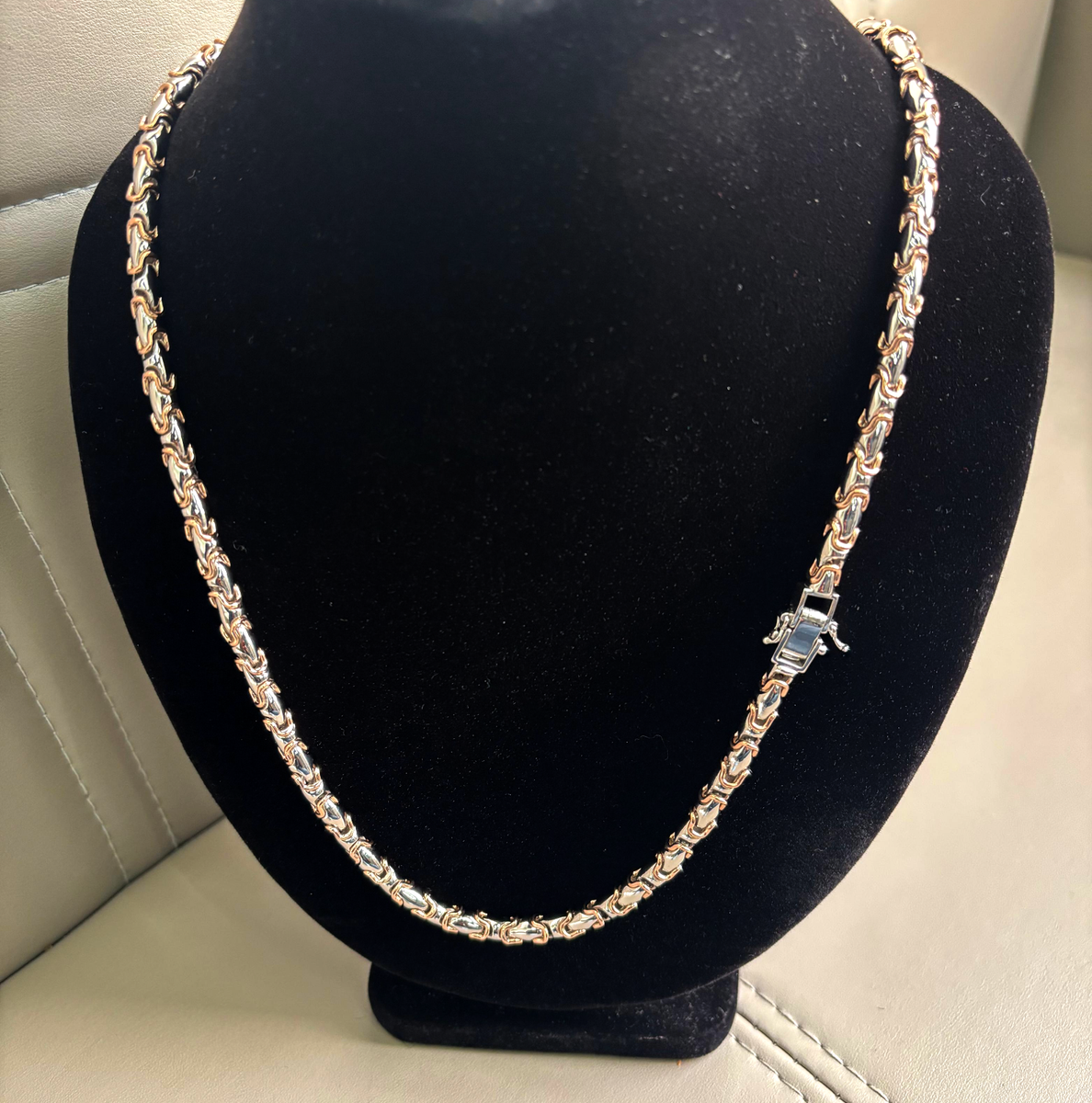 PT950 Platinum Two Tone Chain MM 28