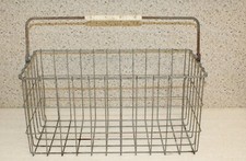 VTG Rectangle 6-Bottle Metal Dairy Milk Crate Carrier w/Celluloid-like Handle