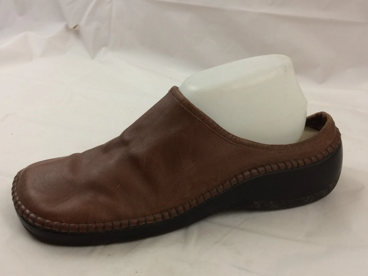Bass clogs deals and mules