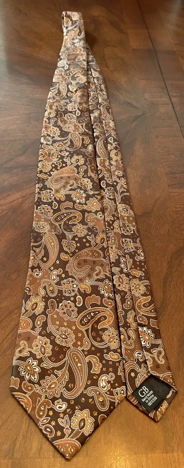 Corbata de cuello Geoffrey Beene marrón hecha a mano 100 % seda para hombre hecha en China Foto 3 de 4