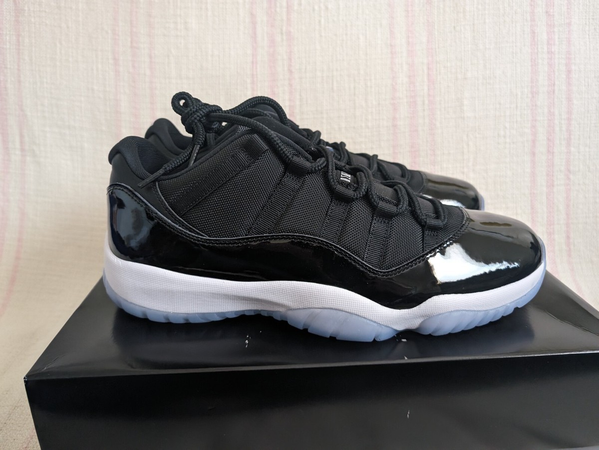 Air Jordan 11 RETRO LOW ブラック Air Jordan 11 Retro Low 'Black & White' Release Date. Nike SNKRS