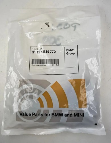 Original Mini/BMW Cooper Screw Set Bumper 51125B39770 Mounting Set - Picture 2 of 4