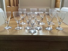 wine glasses/goblets 4 red 7 white