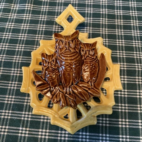 Vintage 1950's MCM McCoy Owl Wall Pocket