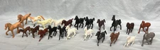 Big Lot of 25 Vintage 1950s-60s Plastic Horses-MPC ,Auburn , Rel ,Archer + More