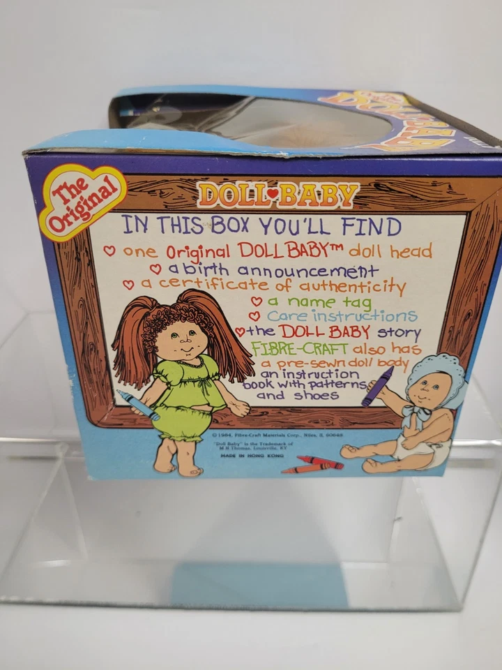 De colección 1984 The Original Doll Baby DOLL CABEZA PELO RIZADO Rojo oxidado Nuevo en caja  Foto 3 de 4