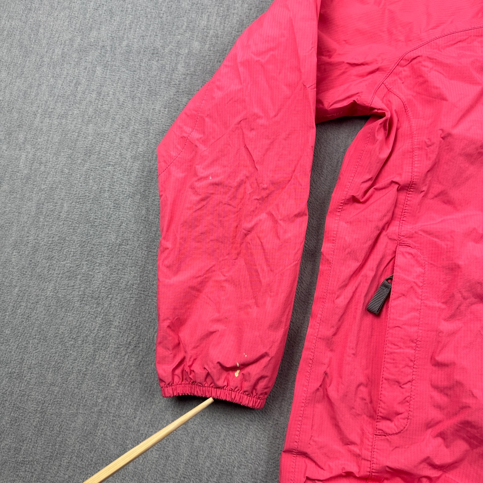 The North Face Jacket Teen Girls Large Pink Hyvent Hooded Full Zip Rain Coat thumbnail 3