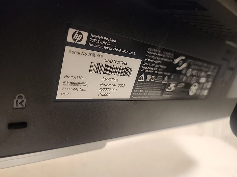 HP W2207h 22" Widescreen LCD Monitor w/Built-in Speaker USB 2.0 VGA HDMI  - Image 4 of 4