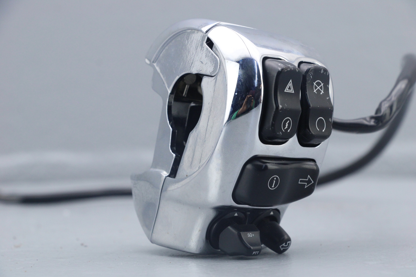 2018 Harley Electra Glide CVO Right Hand Control Switch Assembly CHROME ...