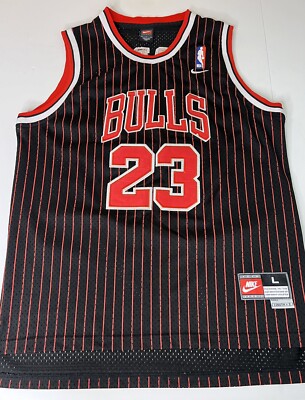 Vintage Michael Jordan Chicago Bulls #23 Nike Team Jersey