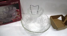 Rose Decorated Embossed Glassware Clear 3 Piece Chip & Dip Server