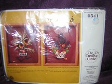 1985 creative circle kit 0551 cattails and daisies unopened, frames not included