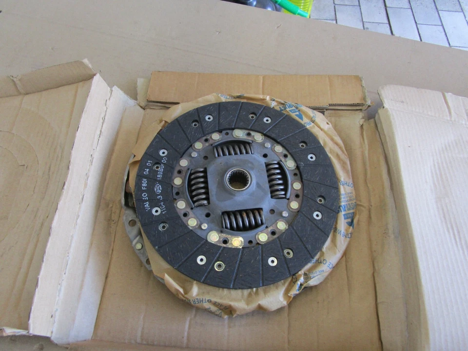 Opel Movano A Vivaro A Kupplungsscheibe Druckplatte Kupplung SET Ø240mm NEU orig - Bild 3 von 4