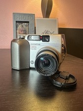 Olympus Camedia C-3020 2.5x Digital Zoom 3.2MP Digital Camera Silver Tested