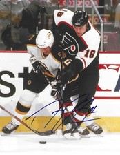 Signed 8x10 Daymond Langkow Philadelphia Flyers Autographed Photo - COA