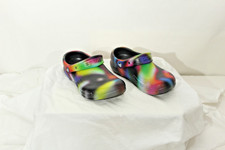 Crocs Unisex-Adult Bistro Graphic Clogs, Slip Resistant Work Shoes M 5 W 7