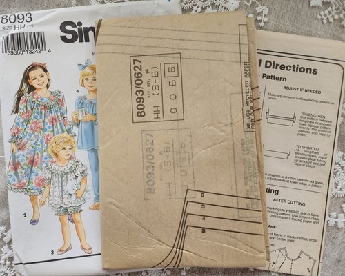 Girls Nightgown Robe Pajamas Pants Shorts Pattern Simplicity 8093 Sz 3-6 UNCUT - Picture 3 of 3