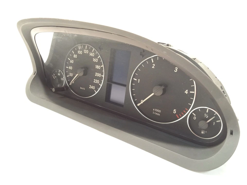 A1695400848 CUADRO DE INSTRUMENTOS / 02643643246 / 7648940 MERCEDES-BENZ CLASE A Foto 2 de 4