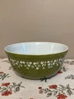 Vintage PYREX Green Spring Blossom Flower Mixing Bowl 2.5 Qt. Cottage Core