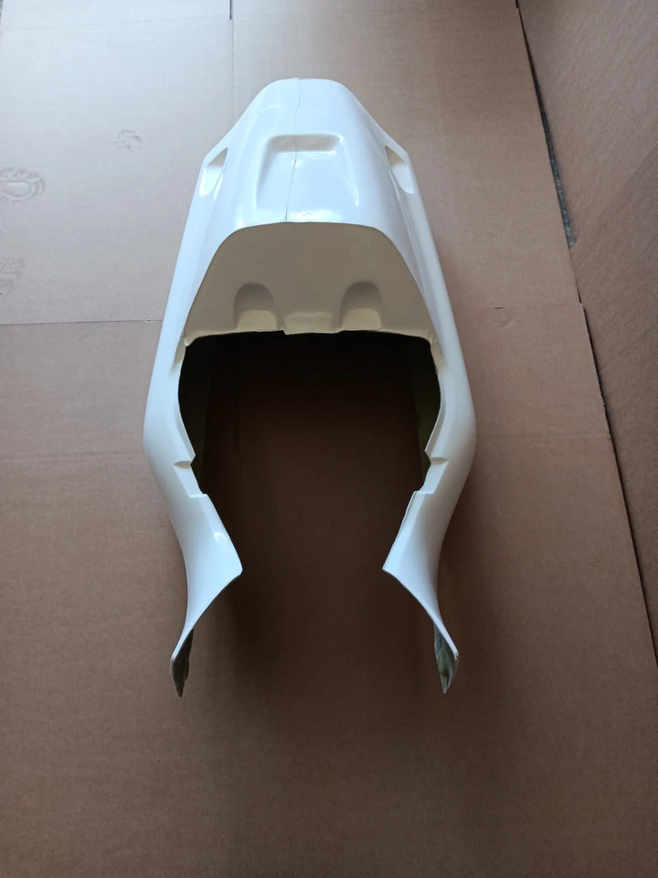 Panel de carenado de fibra de vidrio para asiento de carrera de carretera Suzuki GSXR 1100 P R Foto 3 de 4
