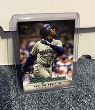 2019 Topps Ken Griffey Jr. /150 The Family Business 150 Years Gold Stamp SP