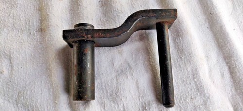 KM-548-5 Aus- und Einziehen der Dämpfungsbuchsen aus der Hinterachse